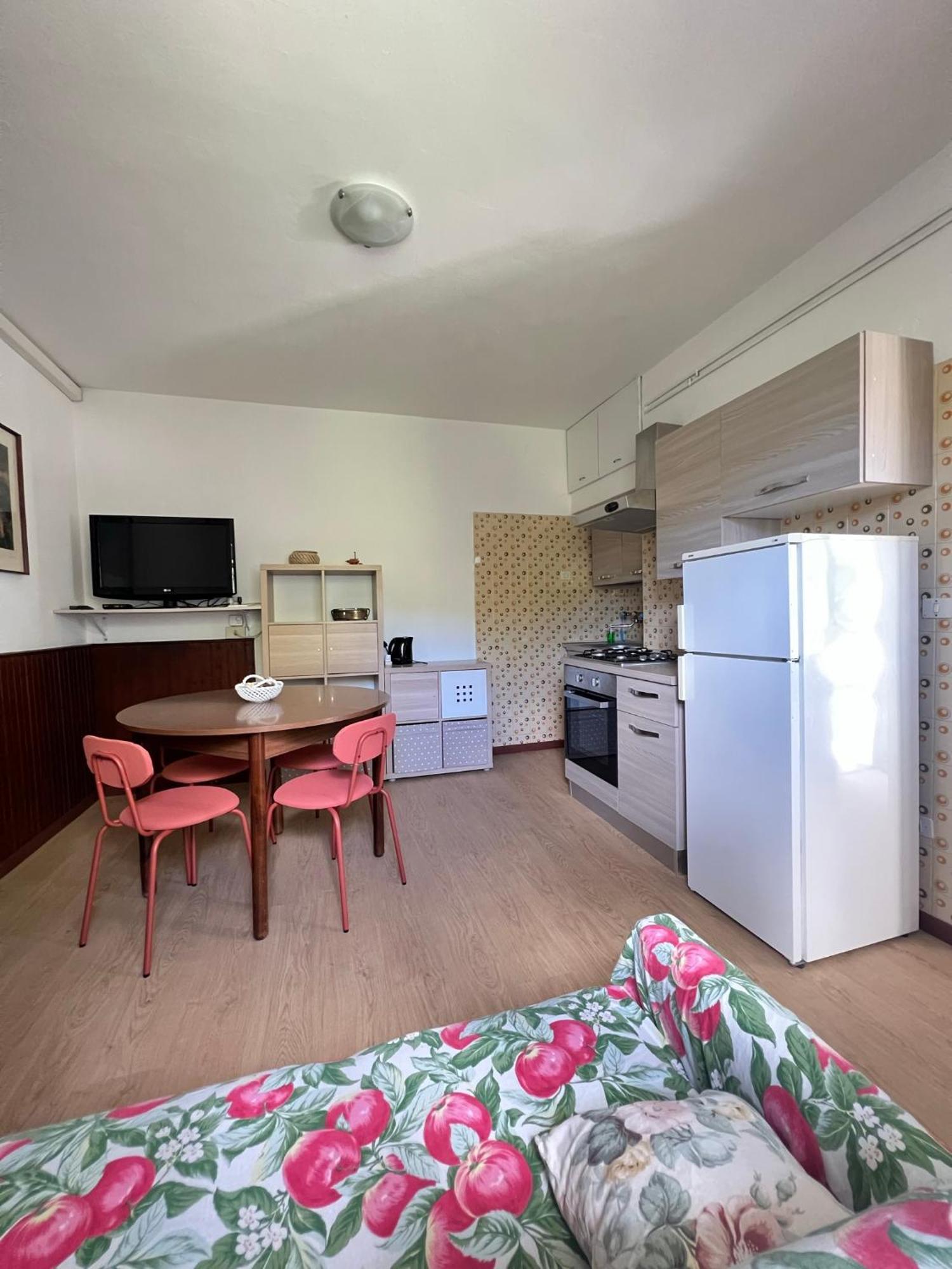 Apartamento Lanzo D'Intelvi “La Marinella” Exterior foto